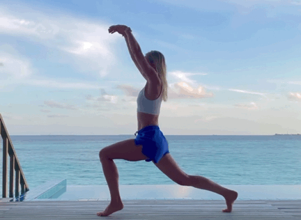 瑜伽教练是用哪些体式练双腿？分享6个双腿体式给你！